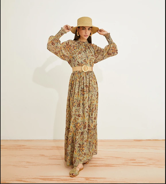 فساتين 6 ستريت